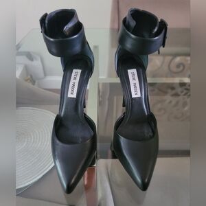 Steve Madden Flshback 6.5 black heels